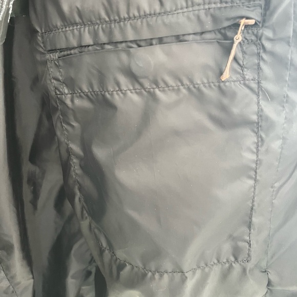 Andrew Marc Women's Kendell Genuine Coyote Fur Trimmed Quilted Jacket, med - Picture 7 of 7